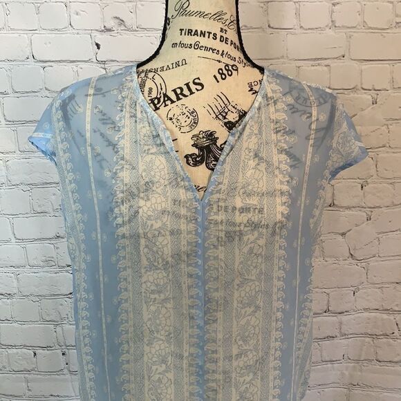 Vince Camuto/ Blouse / size XXS - Picture 2 of 6